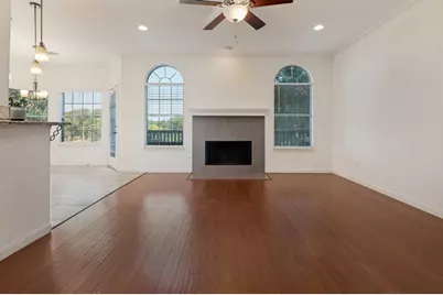 3925 Silver Meadow Lane, Grand Prairie, TX 75052 - Photo 4