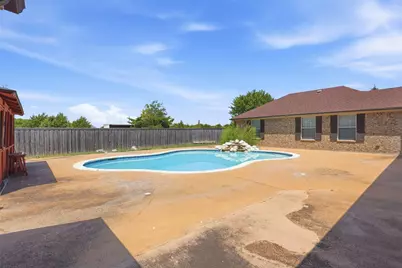 5642 County Road 597, Farmersville, TX 75442 - Photo 2