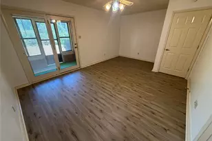 567 W College St, Stephenville, TX 76401 - Photo 16