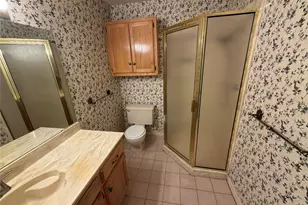 567 W College St, Stephenville, TX 76401 - Photo 22