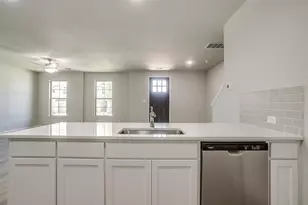 6916 Houndstooth Pl, Arlington, TX 76001 - Photo 18
