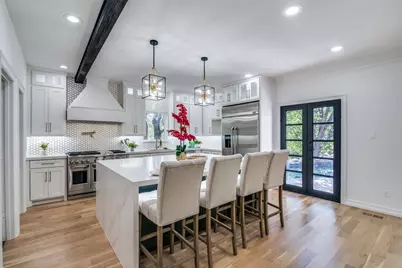 200 Krohn Court, Irving, TX 75038 - Photo 8