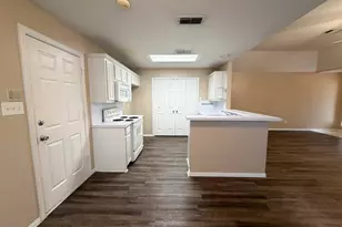 18 Country Club Pl, Waxahachie, TX 75165 - Photo 8