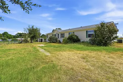 937 County Road 4790, Boyd, TX 76023 - Photo 2