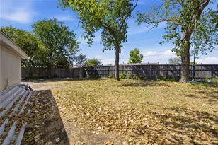 3156 Abbey Rd, Carrollton, TX 75007 - Photo 18