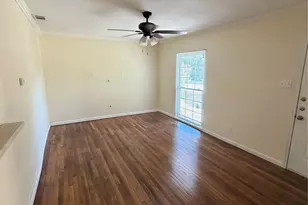 628 Cedar Dr, Garland, TX 75040 - Photo 2