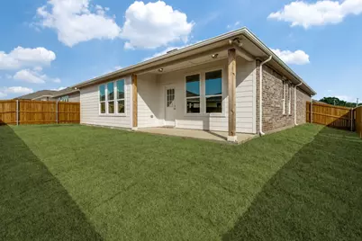 1424 Dry Creek Drive, Cleburne, TX 76033 - Photo 2