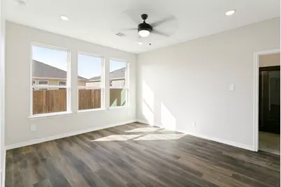 1424 Dry Creek Drive, Cleburne, TX 76033 - Photo 18