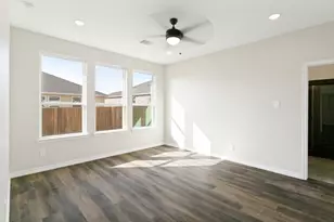 1424 Dry Crk Dr, Cleburne, TX 76033 - Photo 18