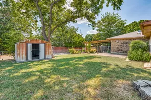 948 Briarcove Pl, Lancaster, TX 75146 - Photo 24