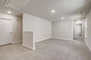 6918 Houndstooth Pl, Arlington, TX 76001 - Photo 22