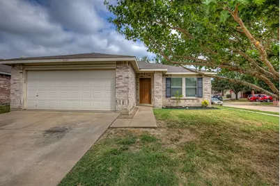 5433 Scotts Valley Street, Fort Worth, TX 76244 - Photo 4