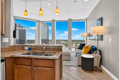 500 Throckmorton Street #2202, Fort Worth, TX 76102 - Photo 8