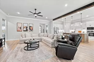 3525 Lariat Trl, Van Alstyne, TX 75495 - Photo 8