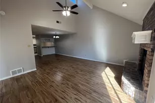 109 Wilshire Dr, Euless, TX 76040 - Photo 6