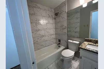 109 Wilshire Drive, Euless, TX 76040 - Photo 8