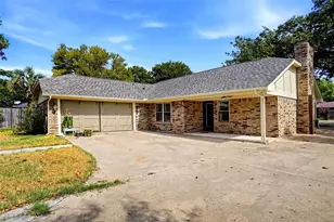 1319 Chestnut Rd, Mansfield, TX 76063 - Photo 4
