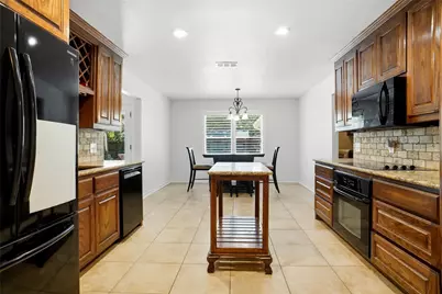 1319 Chestnut Road, Mansfield, TX 76063 - Photo 10