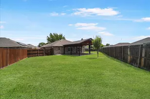 1002 James Donald Ln, Glenn Heights, TX 75154 - Photo 30