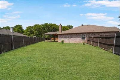 1002 James Donald Lane, Glenn Heights, TX 75154 - Photo 32