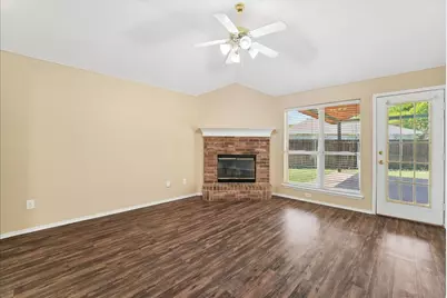 1002 James Donald Lane, Glenn Heights, TX 75154 - Photo 12