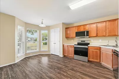 1002 James Donald Lane, Glenn Heights, TX 75154 - Photo 14