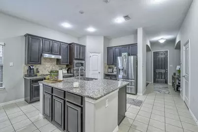 3904 Deer Lake Drive, McKinney, TX 75071 - Photo 10