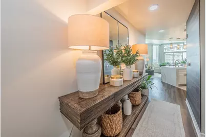500 Throckmorton Street #1406, Fort Worth, TX 76102 - Photo 4