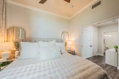 500 Throckmorton Street #1406, Fort Worth, TX 76102 - Photo 12