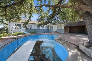 109 W 11th St, Irving, TX 75060 - Photo 26