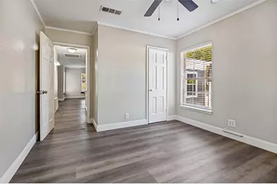 705 Reverchon Drive, Dallas, TX 75211 - Photo 20
