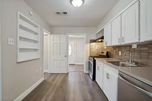 705 Reverchon Dr, Dallas, TX 75211 - Photo 12