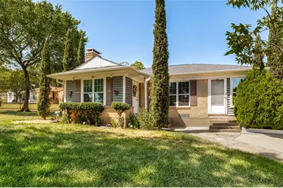 705 Reverchon Drive, Dallas, TX 75211 - Photo 2