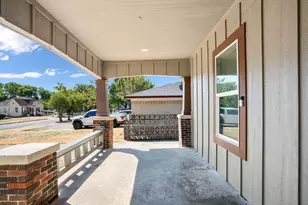 719 N Barnett Ave, Dallas, TX 75211 - Photo 22