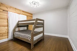 719 N Barnett Ave, Dallas, TX 75211 - Photo 10
