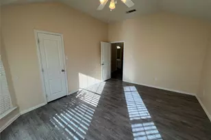 104 Cinnamon Ct, Weatherford, TX 76088 - Photo 16