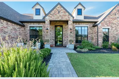 631 San Saba W, Midlothian, TX 76065 - Photo 2