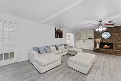 1807 Holm Oak Street, Arlington, TX 76012 - Photo 10