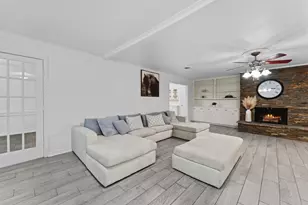 1807 Holm Oak St, Arlington, TX 76012 - Photo 10