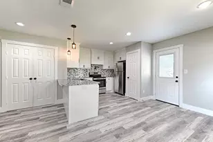 208 - 212 E Cherry St, Sherman, TX 75090 - Photo 6