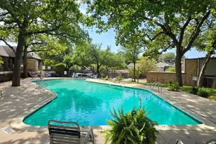 2781 Fairway Park St, Grand Prairie, TX 75050 - Photo 2