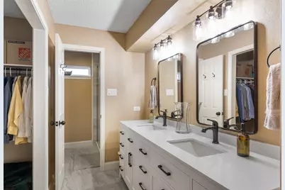 2781 Fairway Park Street, Grand Prairie, TX 75050 - Photo 14