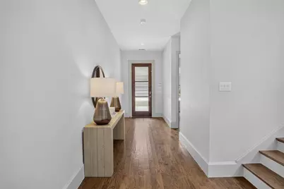 5328 Manett Street, Dallas, TX 75206 - Photo 2