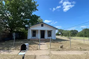 1300 N 9th St, Wichita Falls, TX 76306 - Photo 2