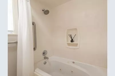 805 S Tyler Street, McGregor, TX 76657 - Photo 24