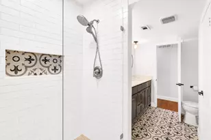 7029 Spring Valley Rd, Dallas, TX 75254 - Photo 18