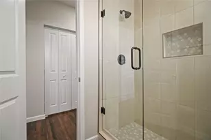 820 W College St, Sherman, TX 75092 - Photo 4