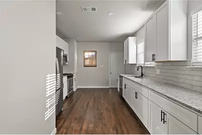 820 W College Street, Sherman, TX 75092 - Photo 20