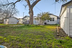 820 W College St, Sherman, TX 75092 - Photo 30