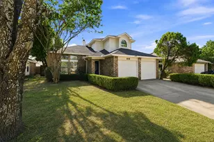 610 Lemons St, Cedar Hill, TX 75104 - Photo 1